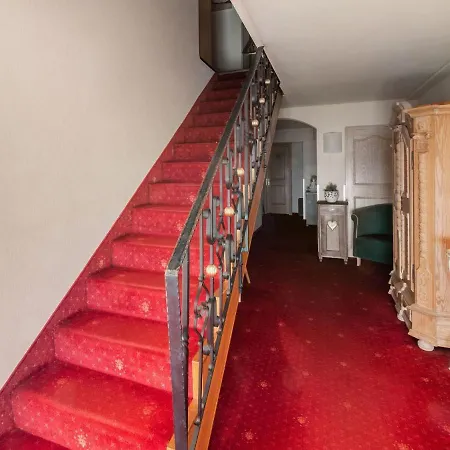 Mountain In With Balcony Apartmán